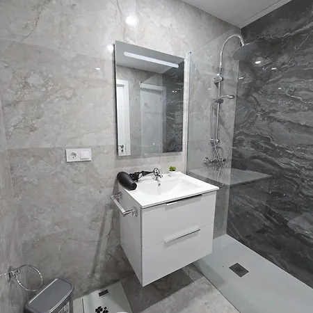 Exclusive Eden, Marble Floor, Luxury Bathroom, Heated Pool, Close To Centre, Sea View, Balcony * ロスクリスティアーノス